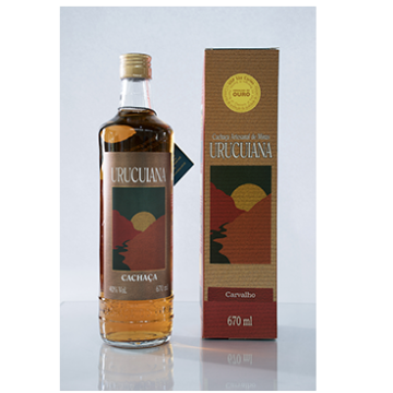 Cachaça Urucuiana Ouro 670ml Original