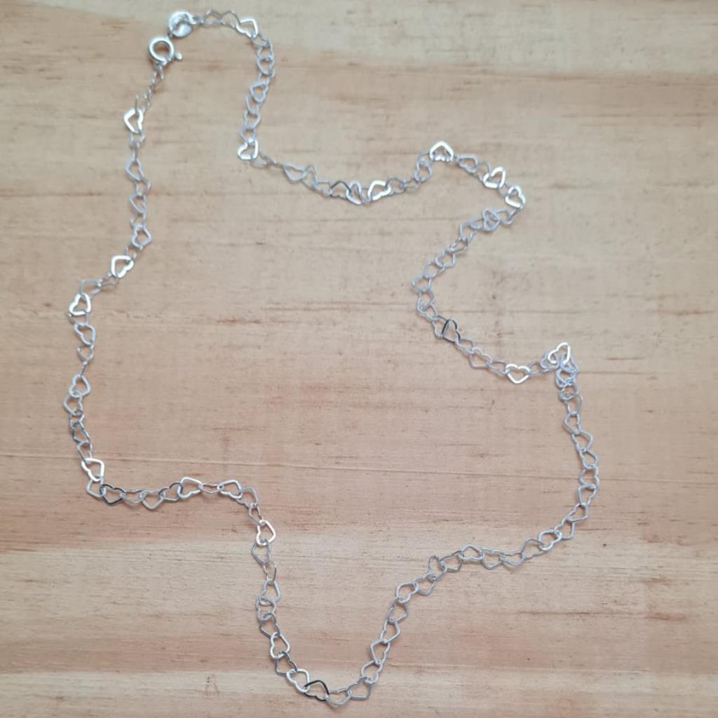 COLAR CORAÇÃO VAZADO 45 CM