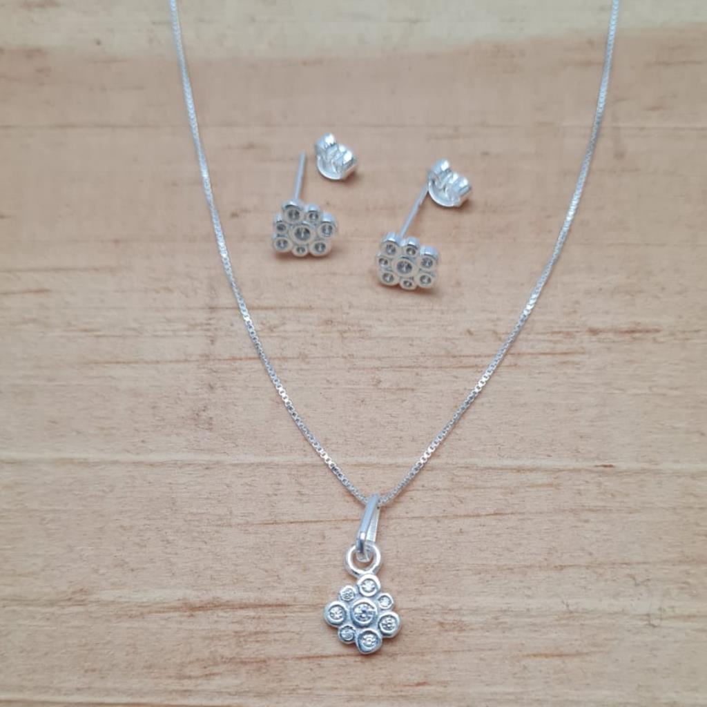 CONJUNTO BOLINHAS COM ZIRCÔNIAS