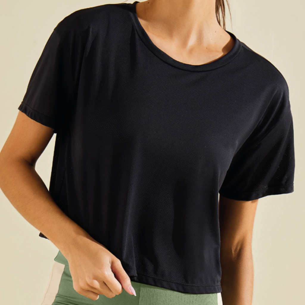 Blusa Solta Decote Careca Manga Curta Cropped