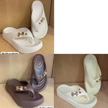 CHINELO PLATAFORMA ZAXY ZEM