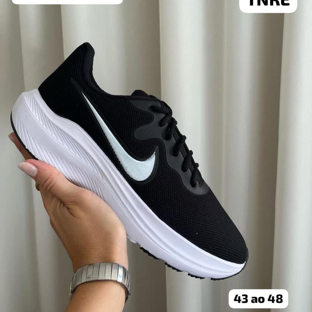TENIS NIKE REVOLUTION ESPECIAL