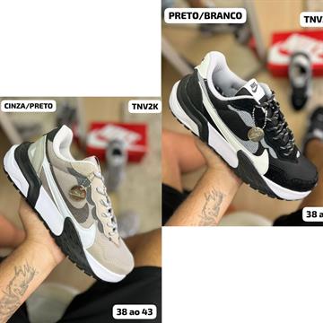 TENIS NIKE V2K RUN