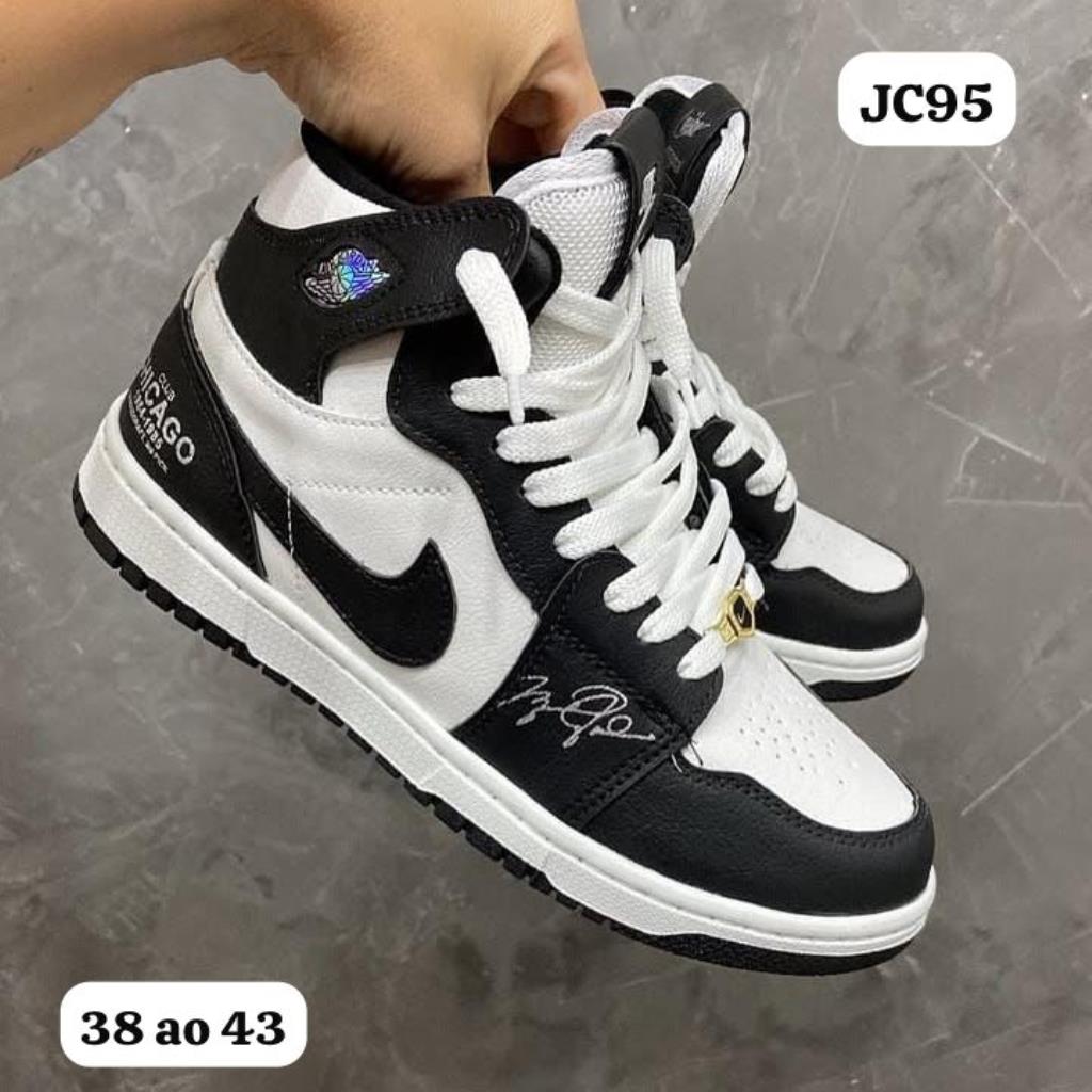 NIKE AIR JORDAN CHICAGO