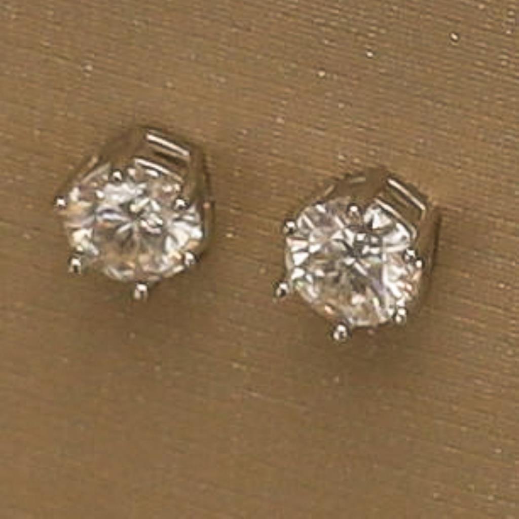 AG BRINCO SOLITÁRIO MOISSANITE 6MM