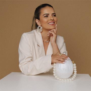 BRINCO REDONDO PEROLAS E PEDRAS