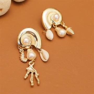 BRINCO CARACOL PINGENTES PRAIANOS