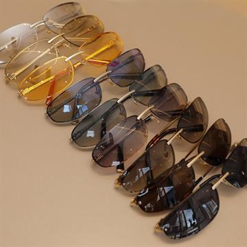 OCULOS MIUMIU FINO