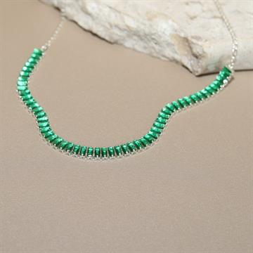 COLAR BAGUETE PEDRAS VERDES