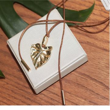 COLAR AMARRACAO FLOR TULIO