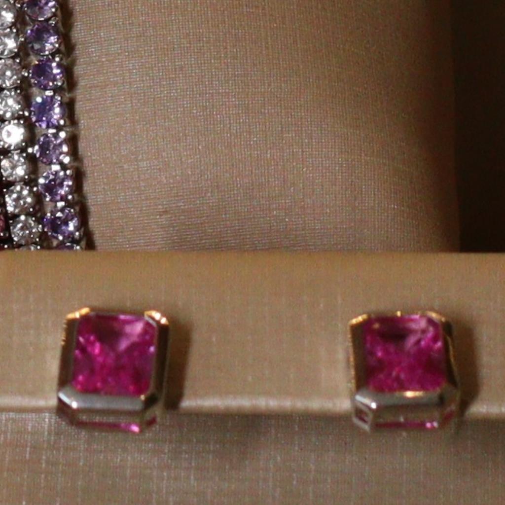 BRINCO PEDRA QUADRADA