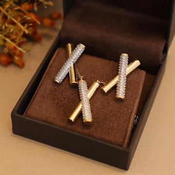 CONJUNTO X SEMI CRAVEJADO DOURADO