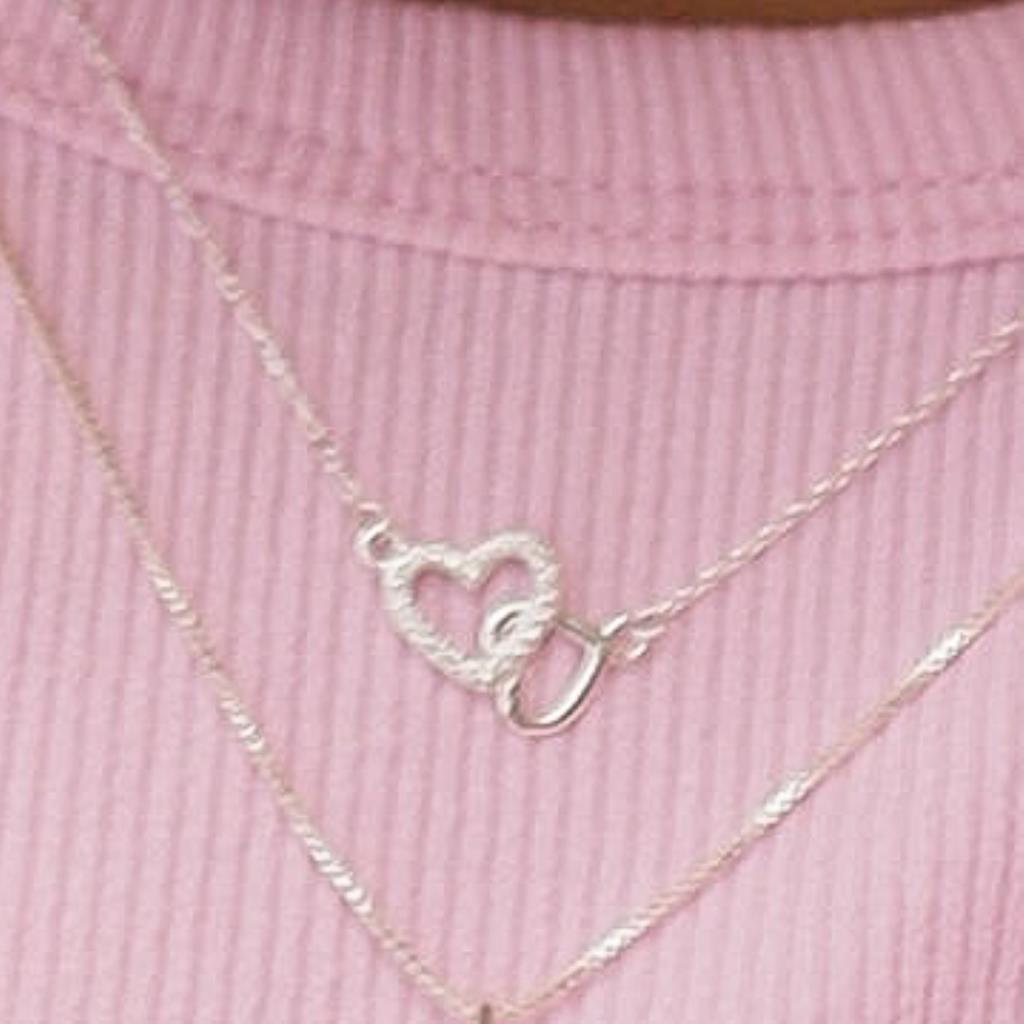 AG COLAR PINGENTE CORAÇÕES SEMI CRAVEJADO 40CM