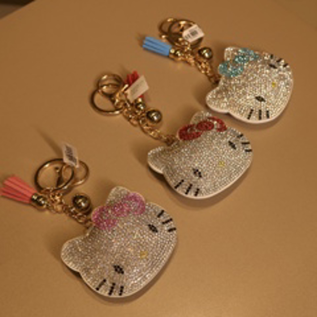 CHAVEIRO HELLO KITTY STRASS LACO