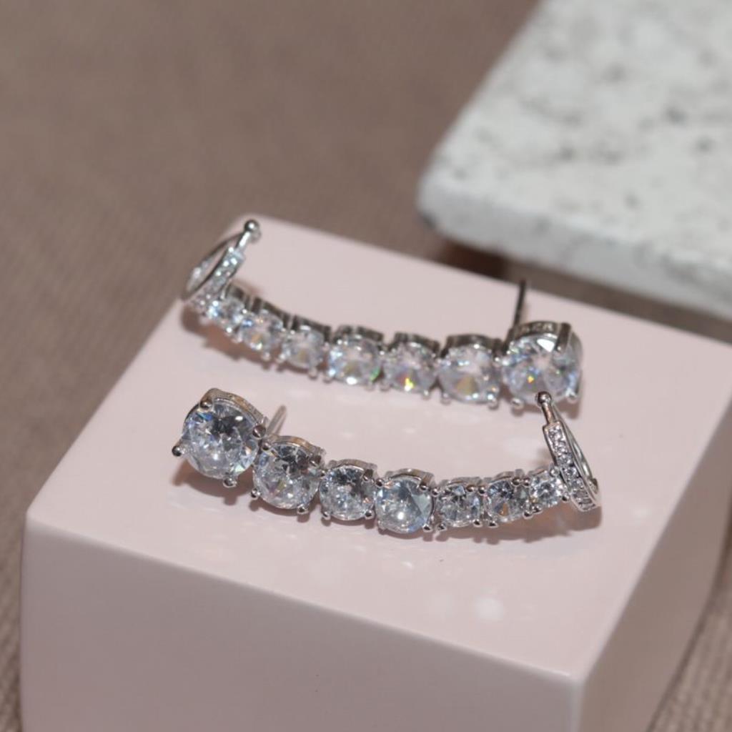 AG BRINCO EAR CUFF ZIRCONIAS