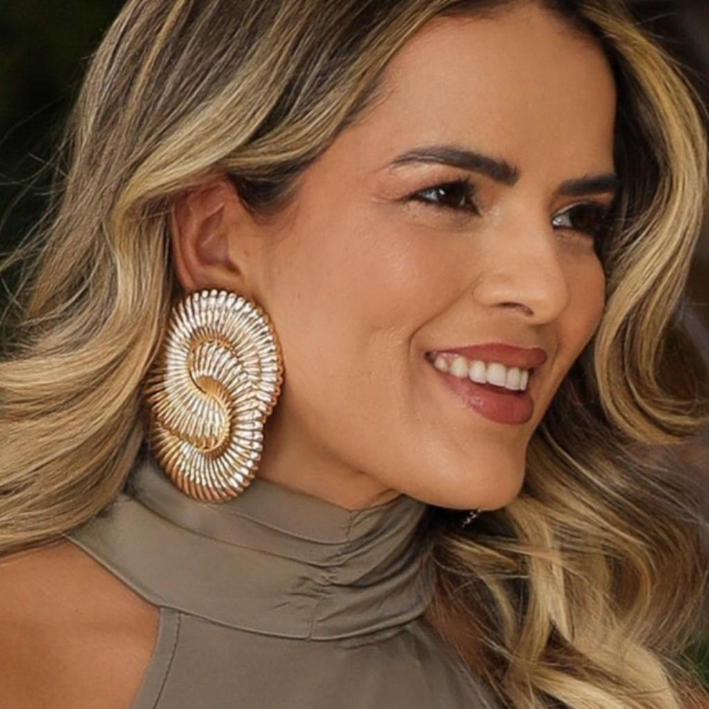 BRINCO MAX ENTRELAÇADO FRIZADO