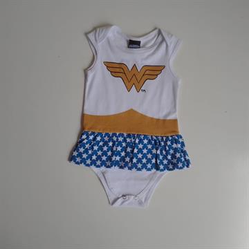 MACAQUINHO FEM VERAO