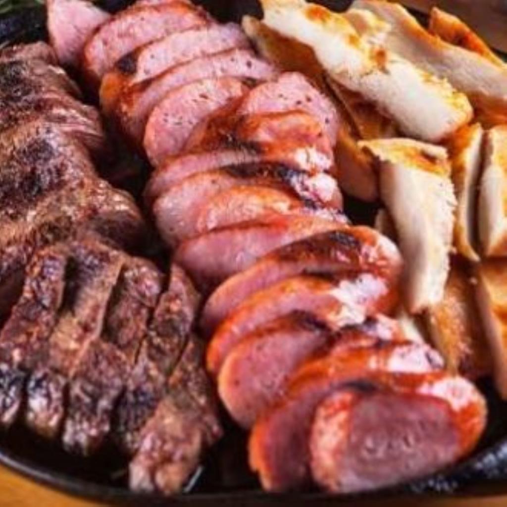 Churrasco Completo (Contra Filé + Frango + Linguiça)