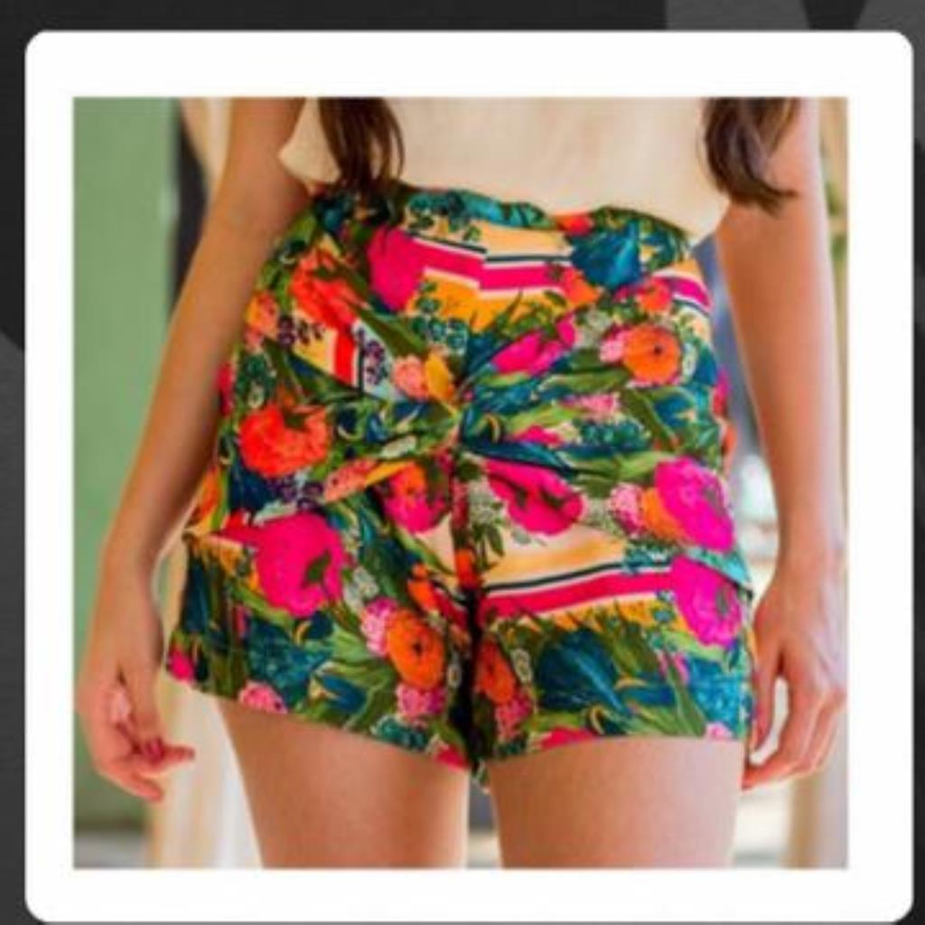 SHORT HORTENCIA