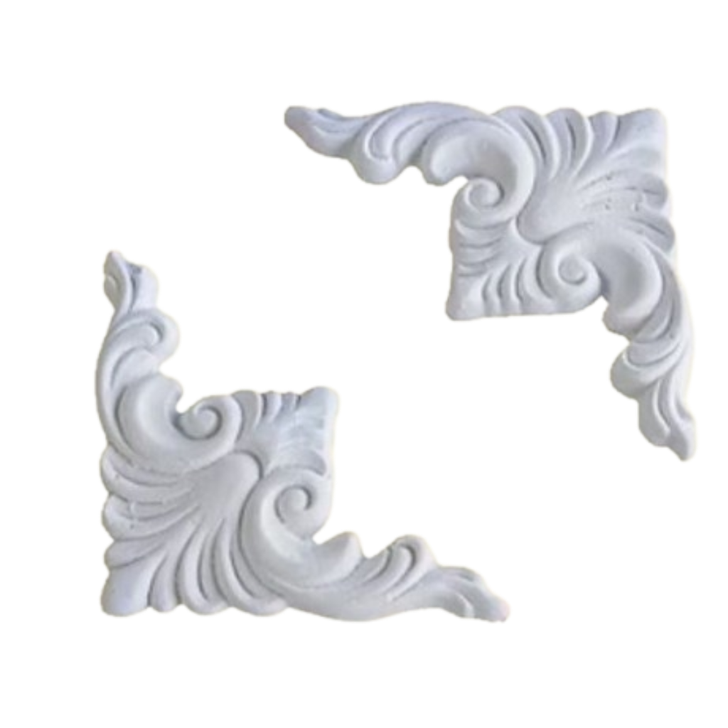 Aplique Cantoneira G pacote  2 unidades - 8x8,5 cm resina