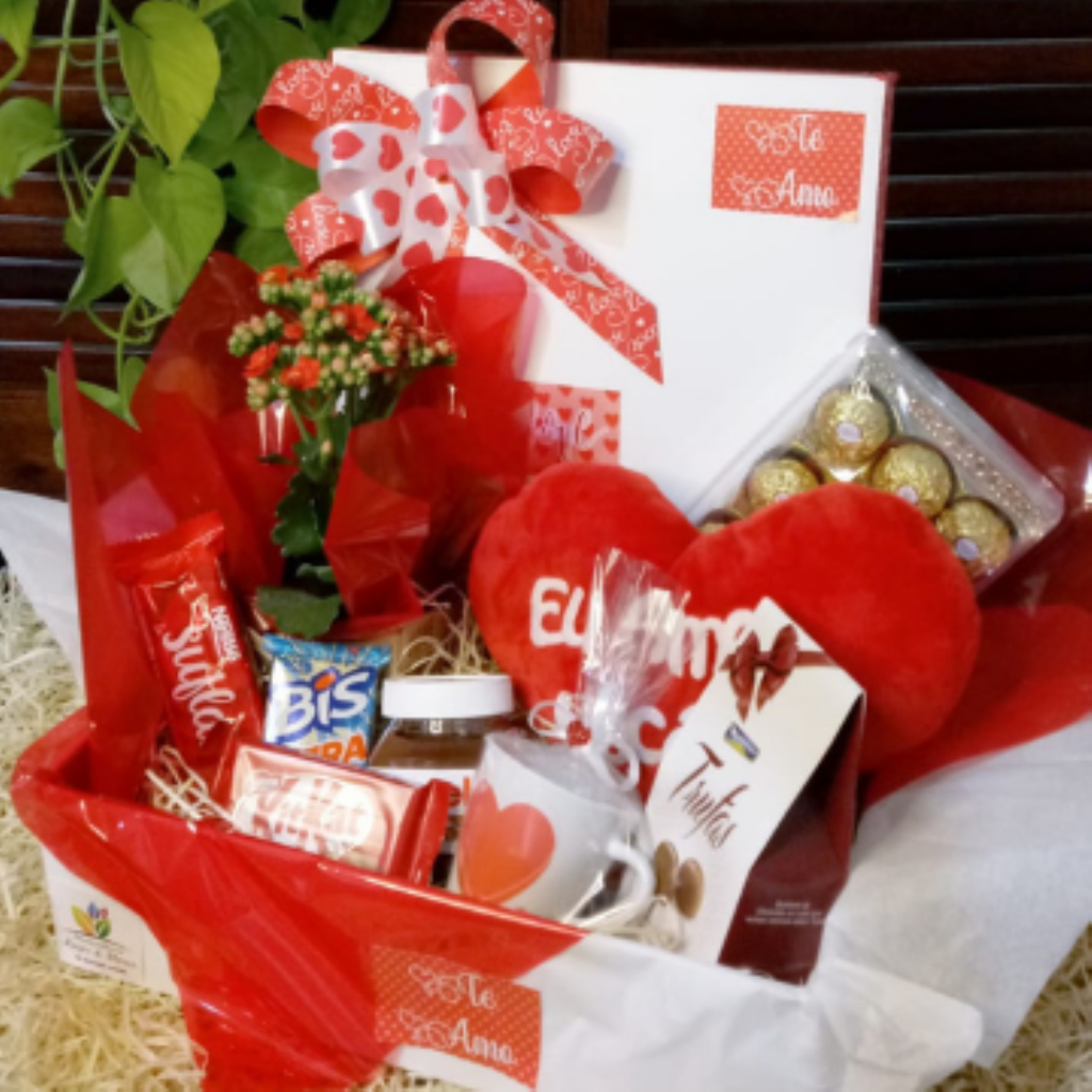 Caixa de Chocolates (Caixa disponível na cor marrom)