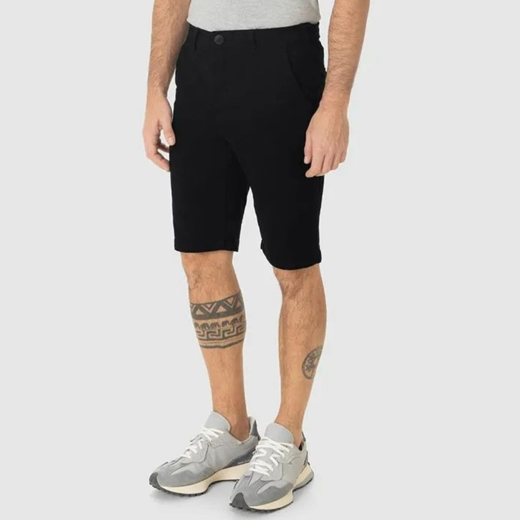 Bermuda Masc Chino Sarja Stretch Preta Tam 38 Malwee