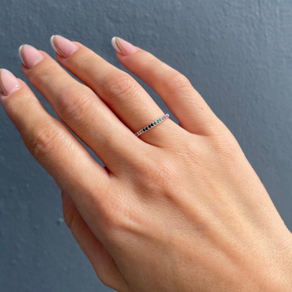 ANEL APARADOR COM ZIRCONIAS COLORIDAS TAM 20