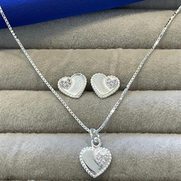CONJUNTO CHAPINHA CORACAO COM ZIRCONIA CRISTAL