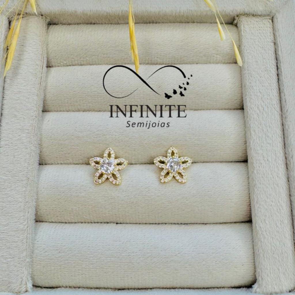 BRINCO FLOR CRAVEJADA