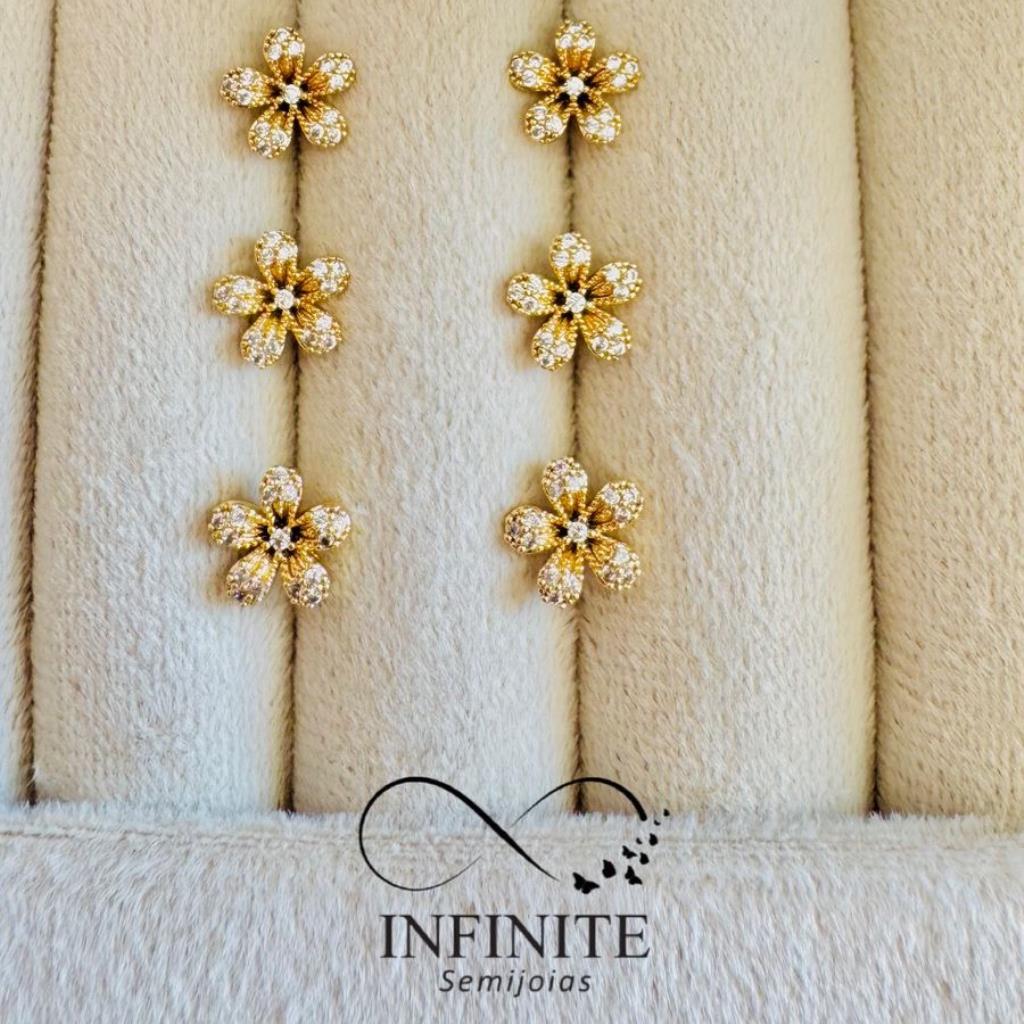 BRINCO TRIO FLOR