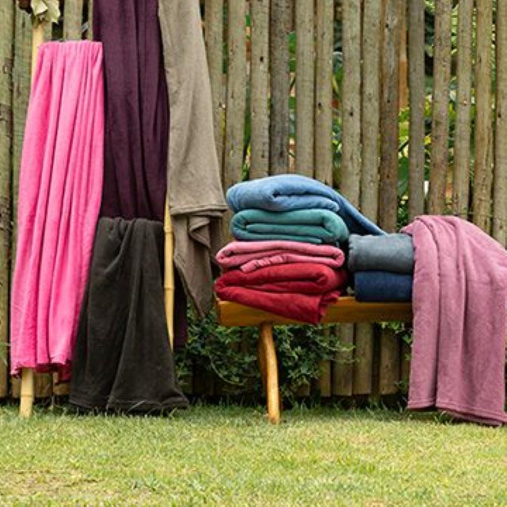 MANTA QUEEN LISA 180/M² MICROFIBRA CAMESA