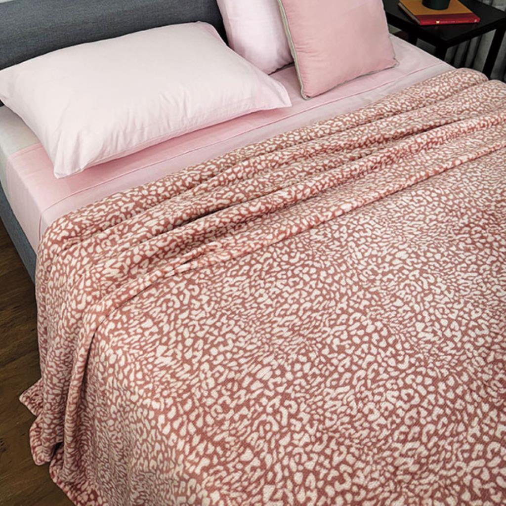 MANTA QUEEN FLANNEL FLEECE ANIMALE ROSA LEPPER