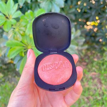 BLUSH CARVED IN MARBLE OBSIDIAN ALLEGORY OF HONOR