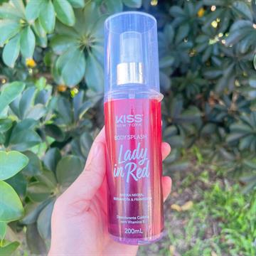 BODY SPLASH LADY IN RED