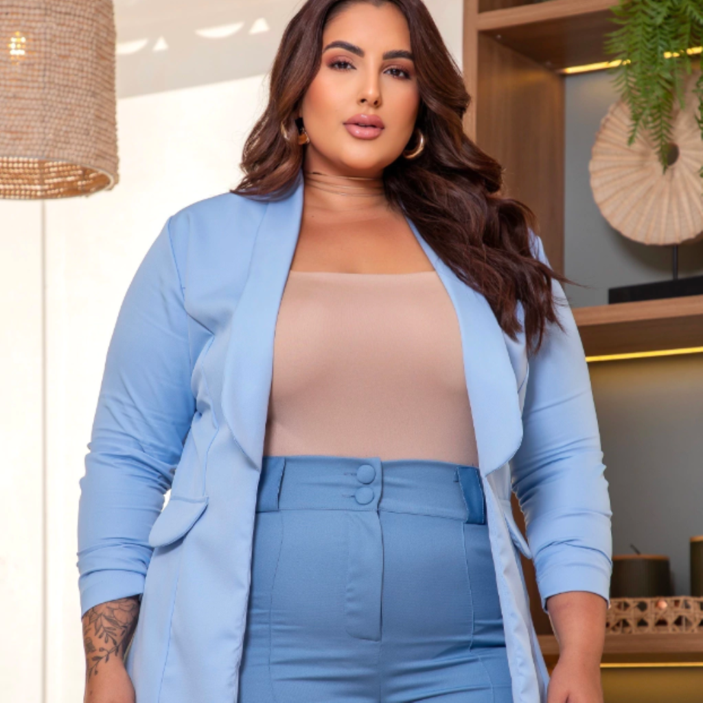 Blazer Lael - Plus Size em Alfaiataria