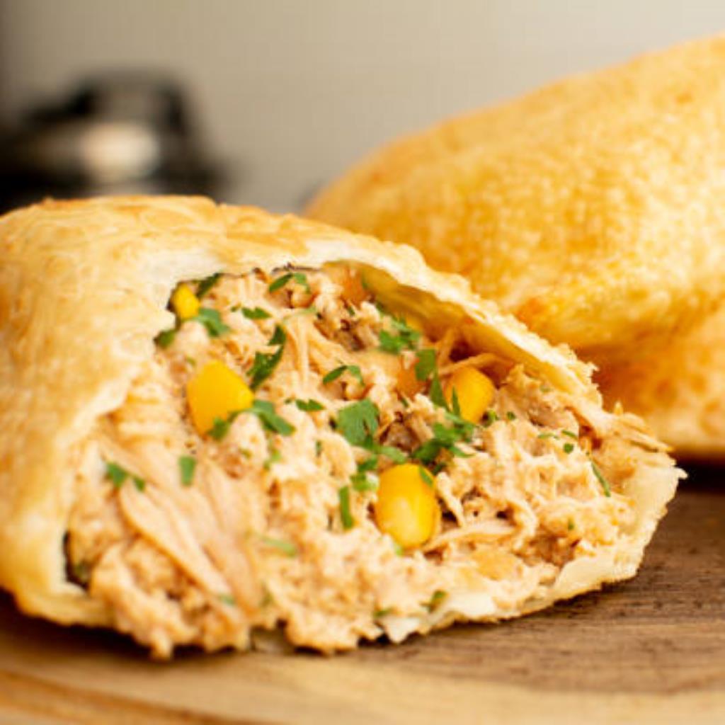 PASTEL  FRITO ( frango )