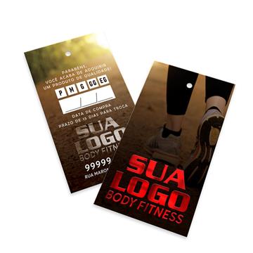 Tags Padrão Furo Soberania Couchê 300g Hot Stamping Fr e Lam Fosca Fv