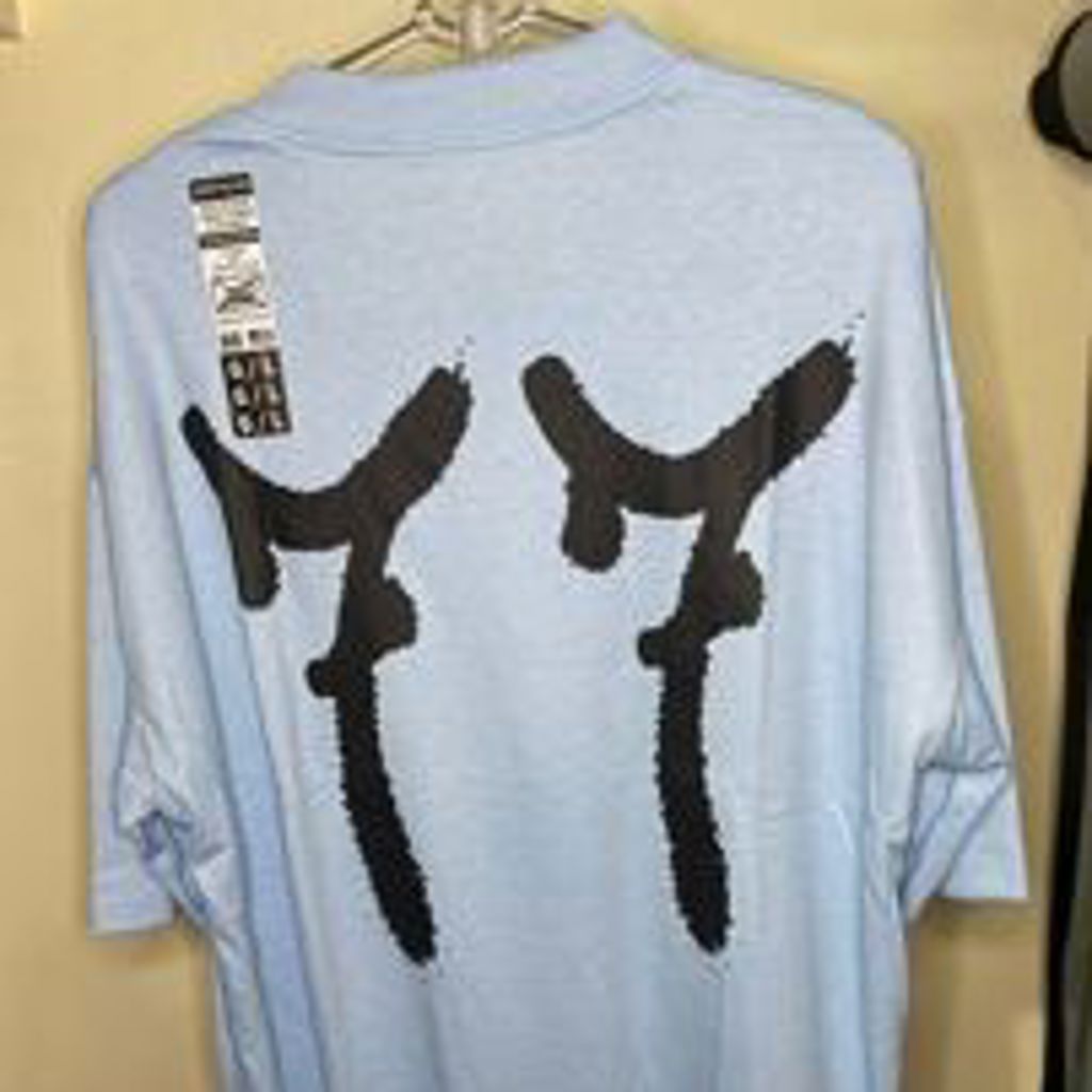 Camiseta Overszide 77
