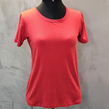 BLUSA FEMININA VISCOSE BÁSICA DIREITO NO AVESSO VERMELHA GOLA  CARECA. M