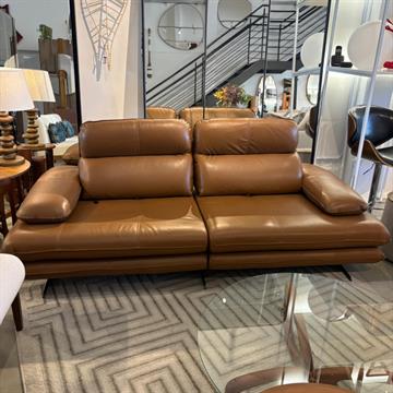 SOFÁ MLBU COURO 520 94 x 226 x 115~131