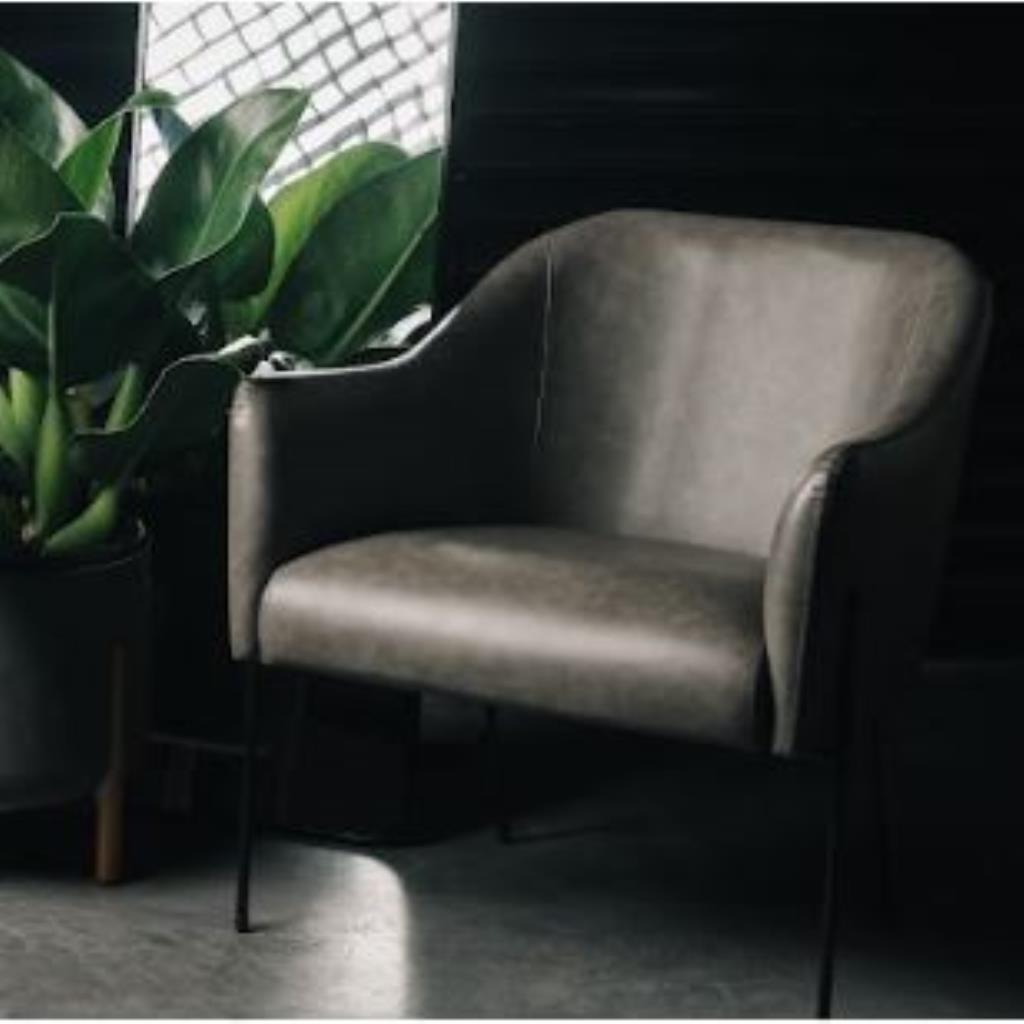 POLTRONA HB T408 AÇO PRETO 76 x 71 x 68