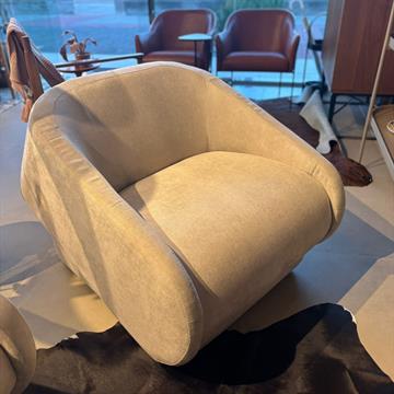 SOFÁ MLTY 1 LUG. LINHO 77 x 83 x 111