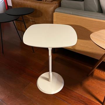 MESA PURE QD BEGE 53,5 x 40 x 40